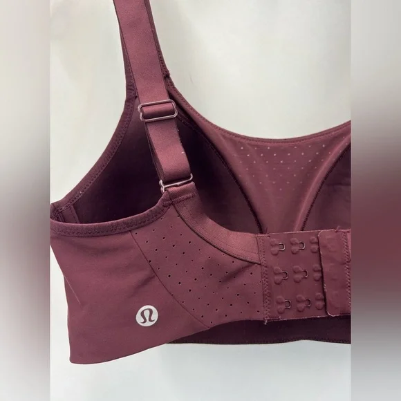 Lululemon Run Times High Support Sports Bra Size 34D Color Burgundy - Picture 5 of 12